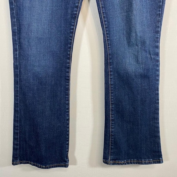 Levi's Demi Curve Mid Rise Boot Cut Dark Wash Jean - Picture 5 of 15